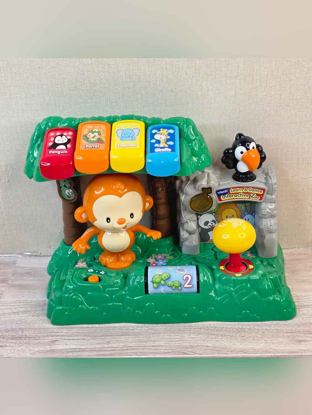 VTech Learn & Dance Interactive Zoo